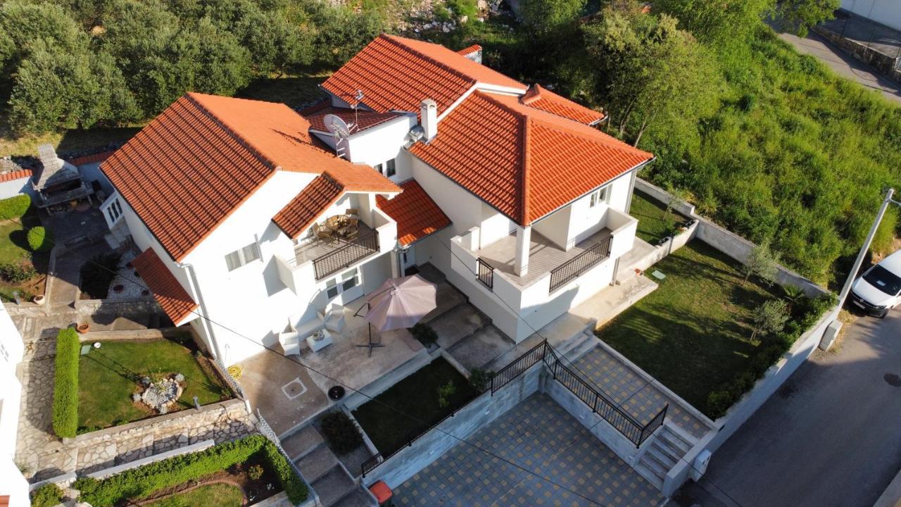 Ema Apartman *